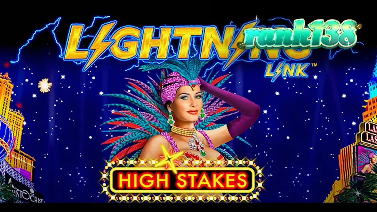 Tampilan layar permainan slot online Lightning Link High Stakes dengan tema Las Vegas yang mewah, menampilkan gulungan dengan simbol-simbol seperti roda roulette, chip poker, dan mobil mewah, serta antarmuka permainan yang cerah.